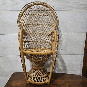 Vintage Peacock Wicker Rattan Doll Chair 17” Boho Decor Plant Stand Fan Back